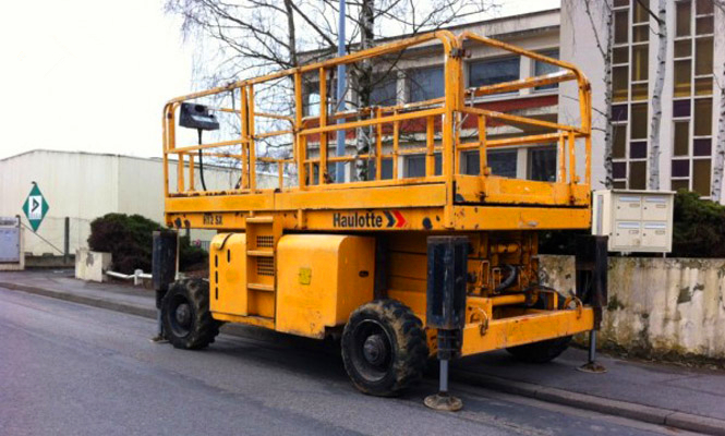 柴油剪叉式高空作業(yè)平臺H18SXL